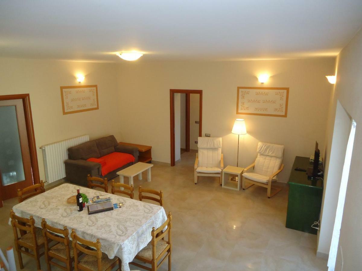Villa Ninfea كْروني المظهر الخارجي الصورة