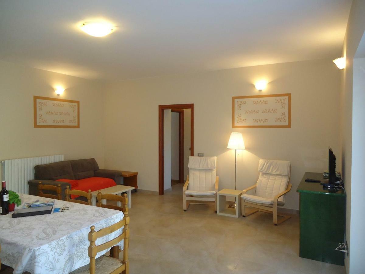 Villa Ninfea كْروني المظهر الخارجي الصورة